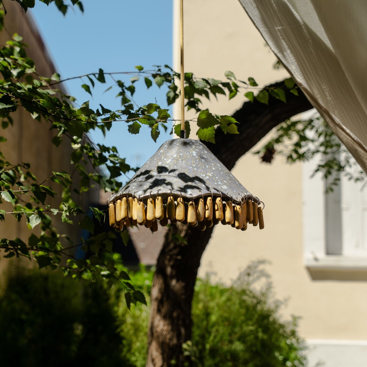 Suspension parapluie Lilas et Jaune